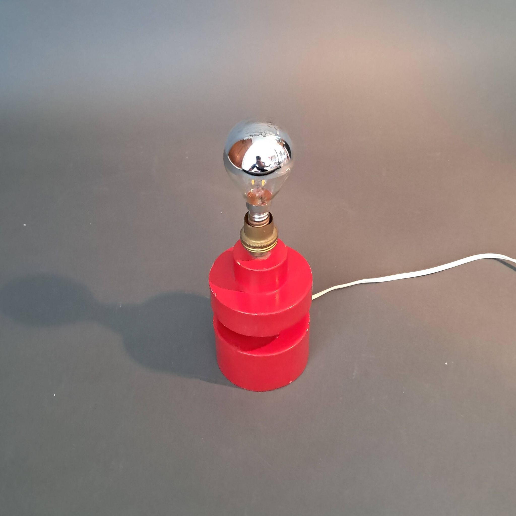 Lampe en bois moderniste 1940/1950.
