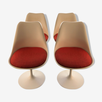 4 chaises d'Eero Saarinen édition Knoll