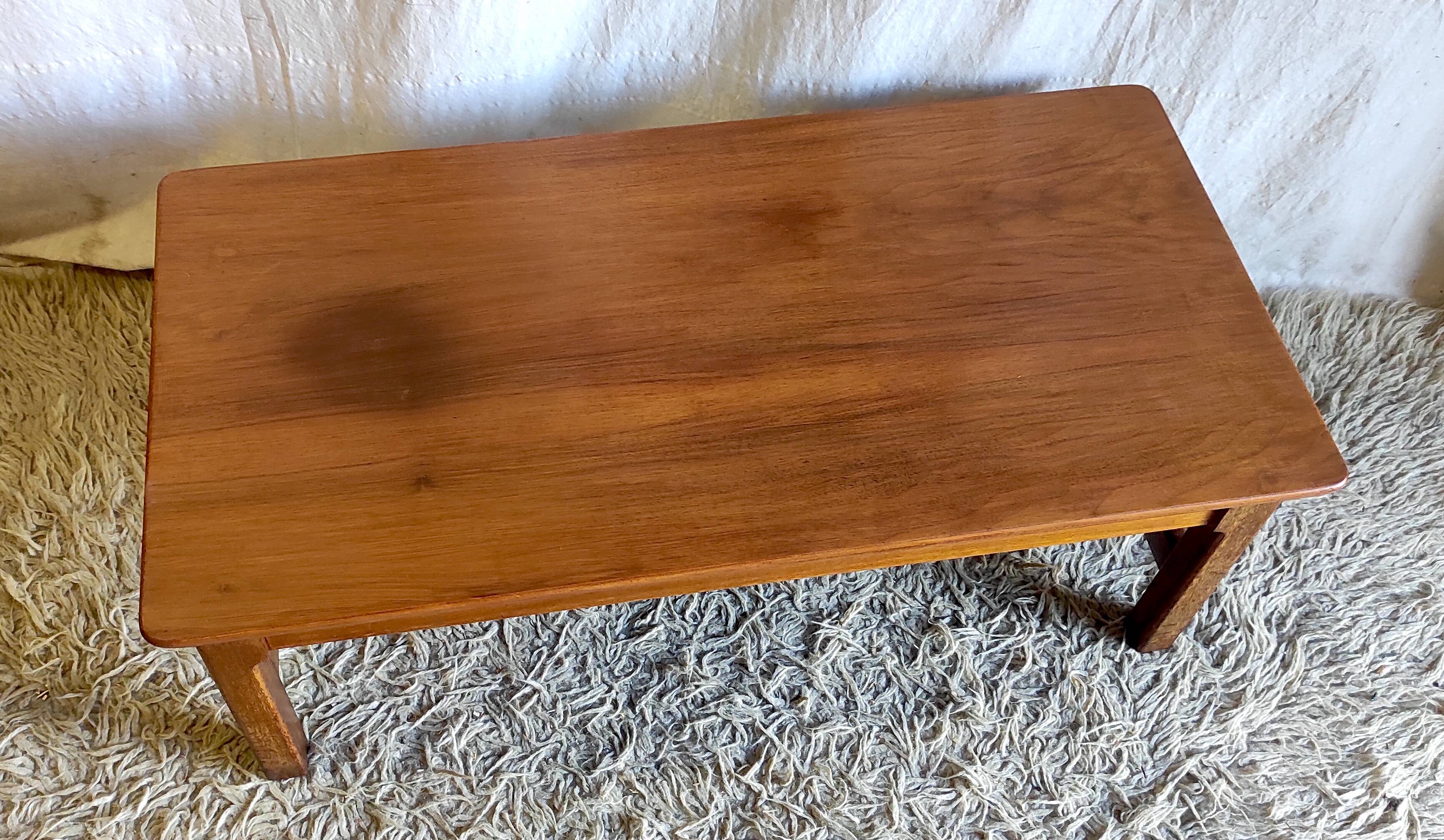 Scandinavian-style teak coffee table - mid-20th century