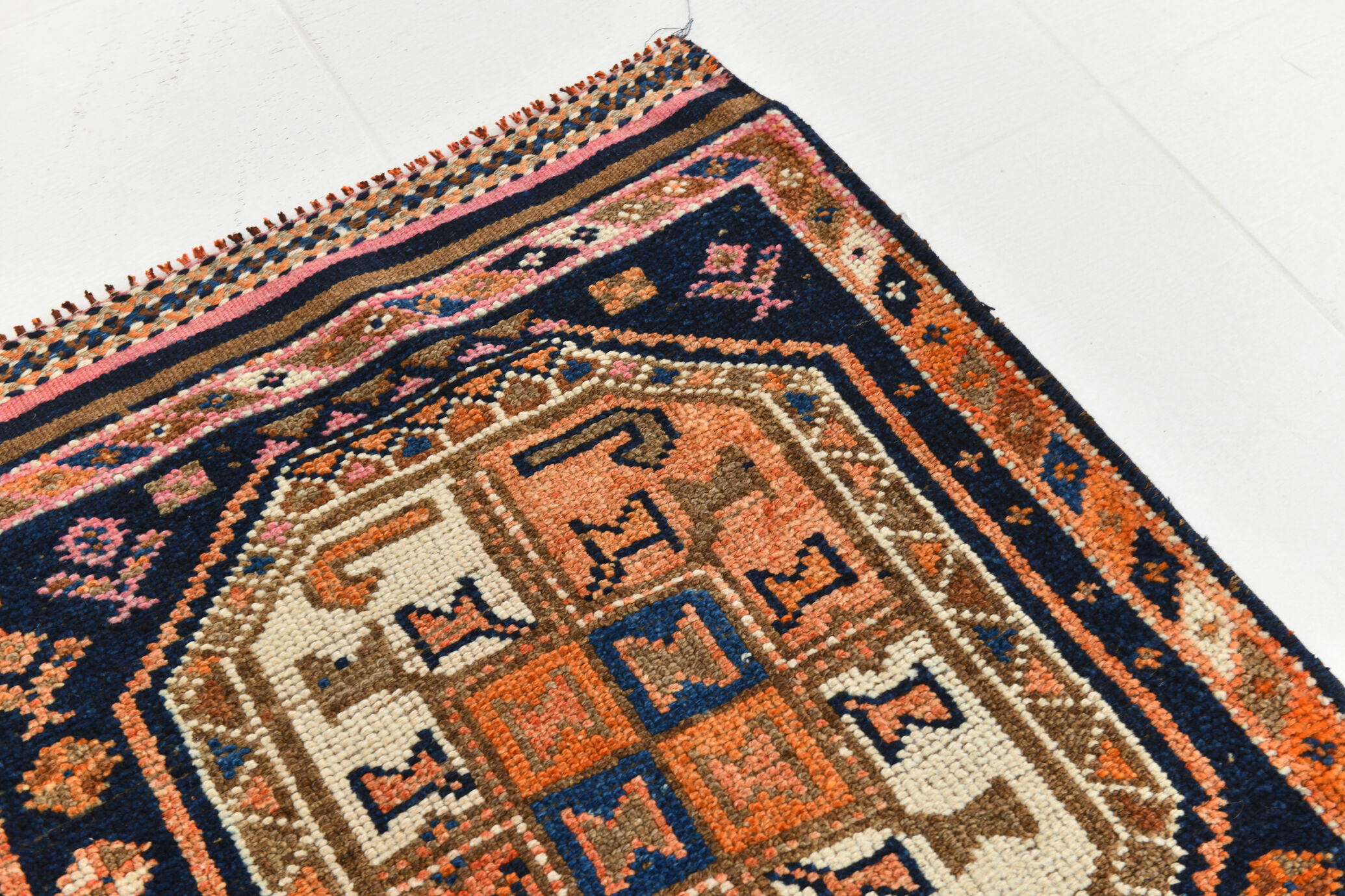 4x10 Wide Vintage Runner Rug, 110x323Cm