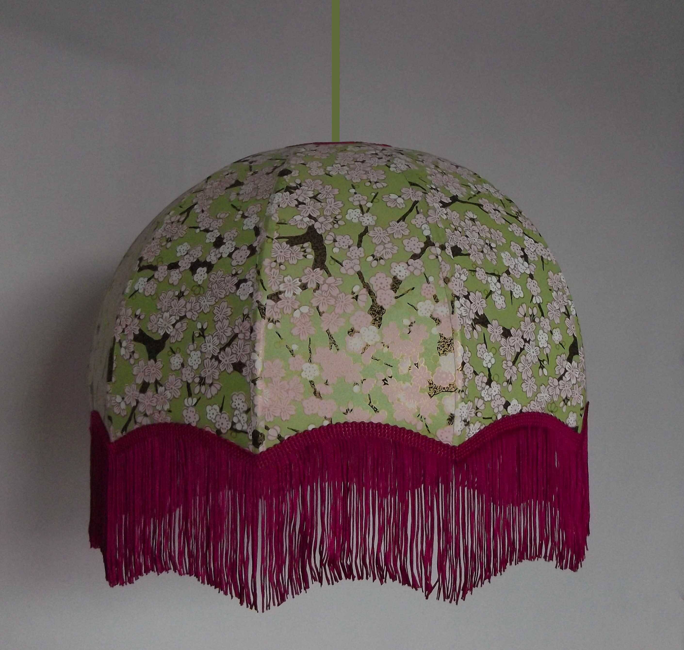 Retro fringed pendant light "Erina".