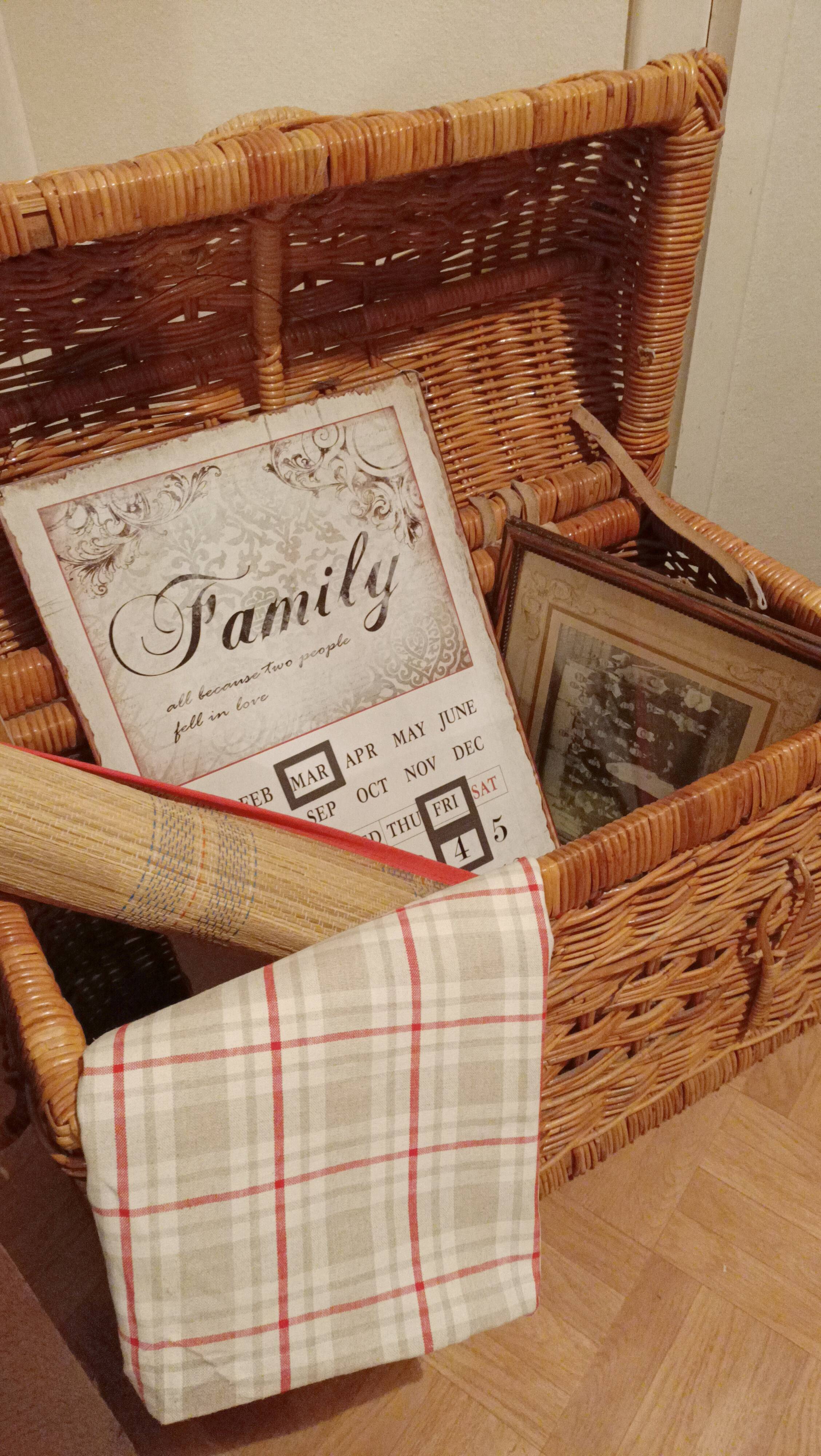 Braided wicker trunk