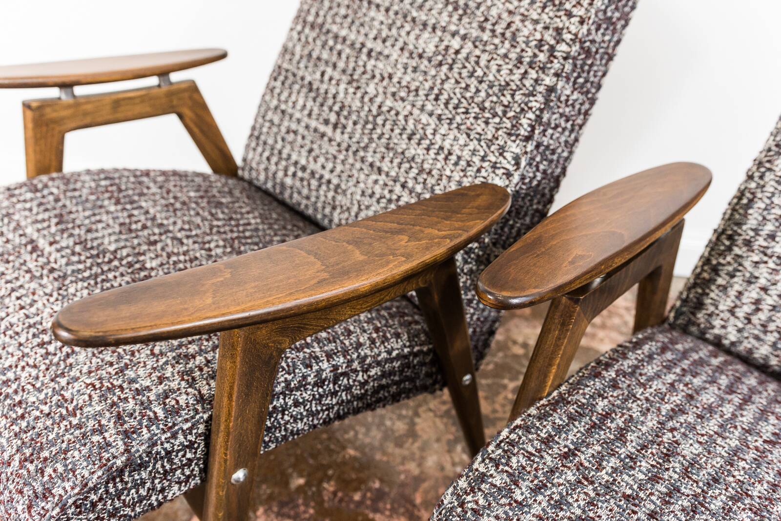 Pair of armchairs by Jaroslav Šmídek, TON, Czechoslovakia, 1960s
