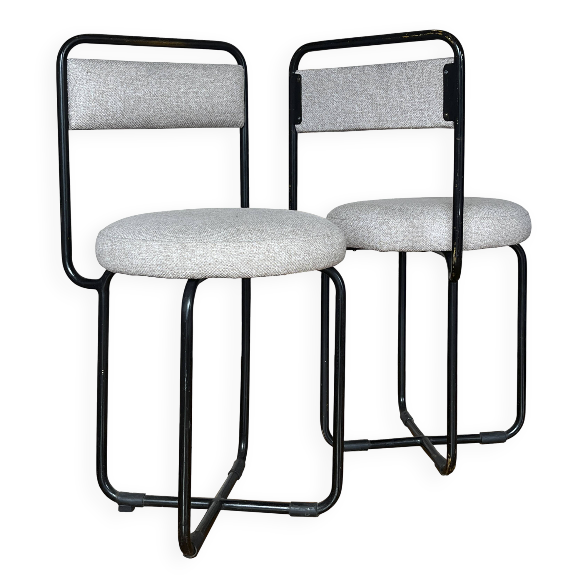 Pair of tubular chairs from the 1960s