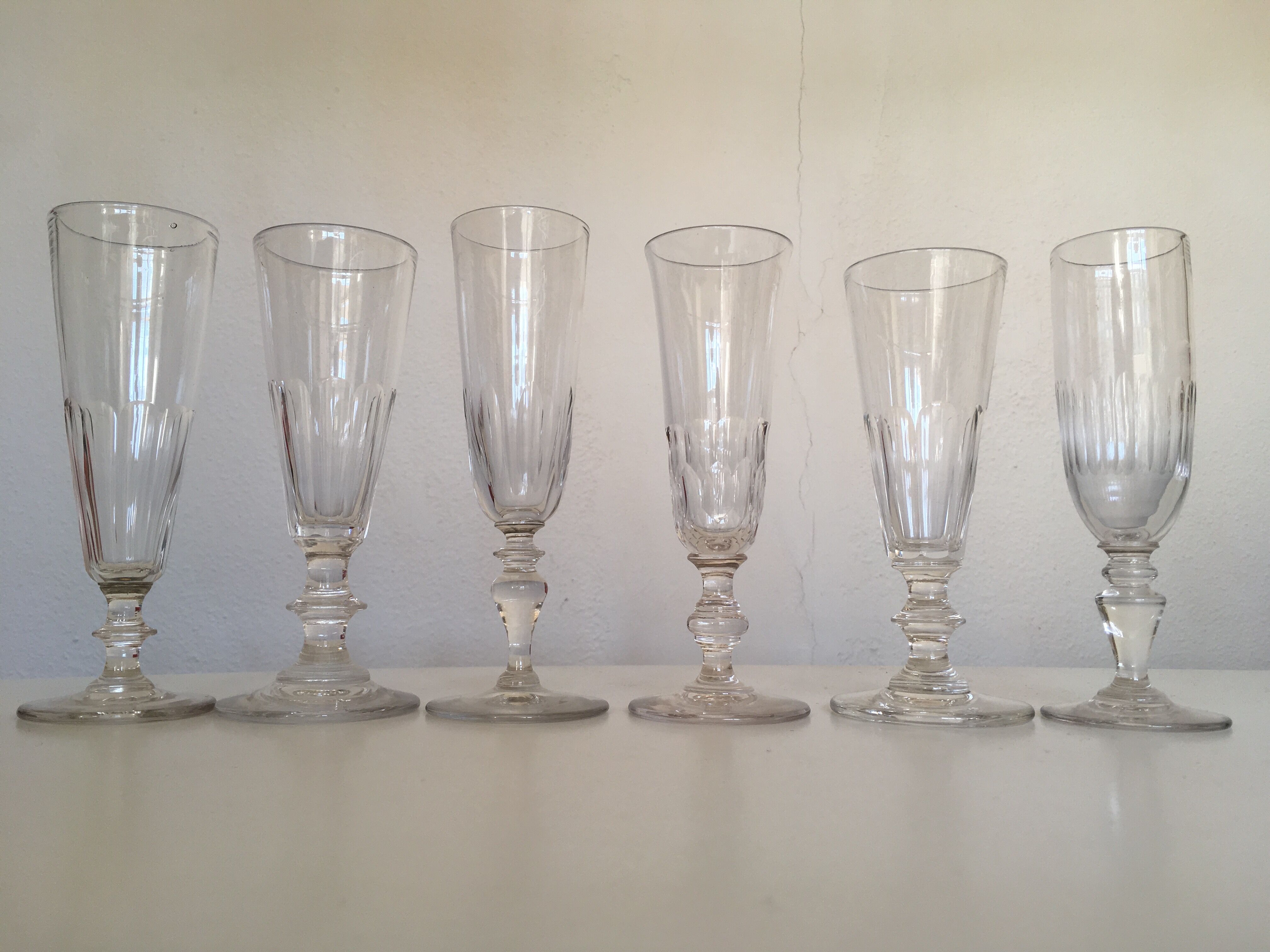 Set of 6 assorted champagne flutes late 19th century cut with cut-offs