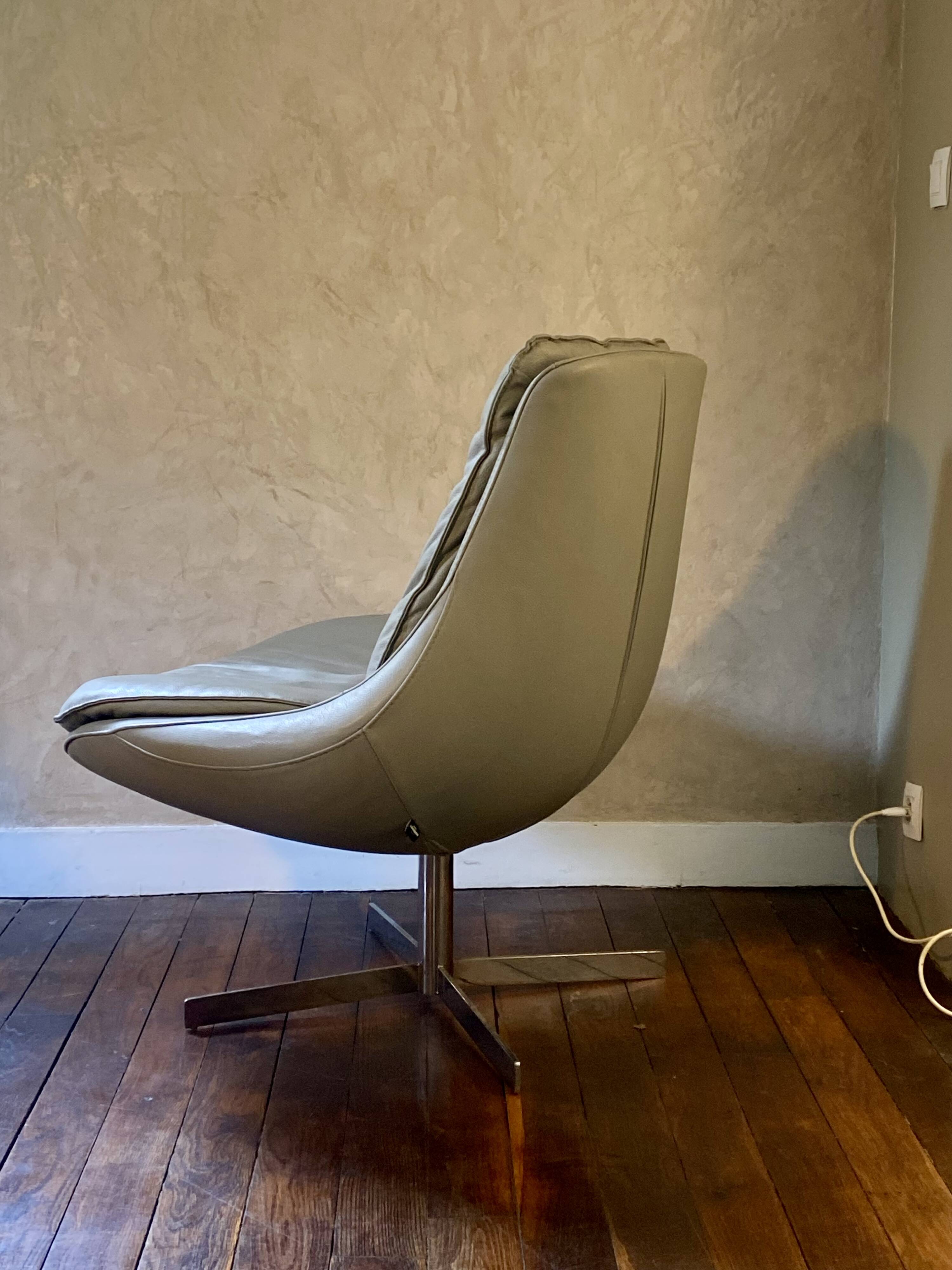 Fauteuil design vintage daya bontempi italie.