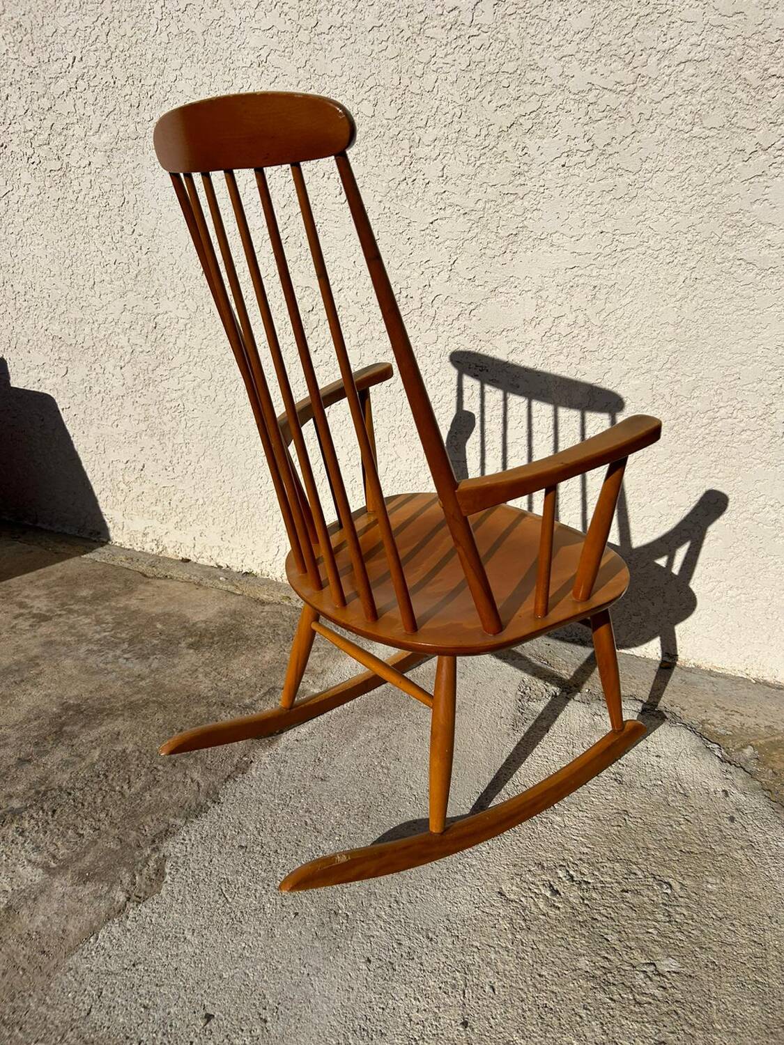Chaise à bascule vintage