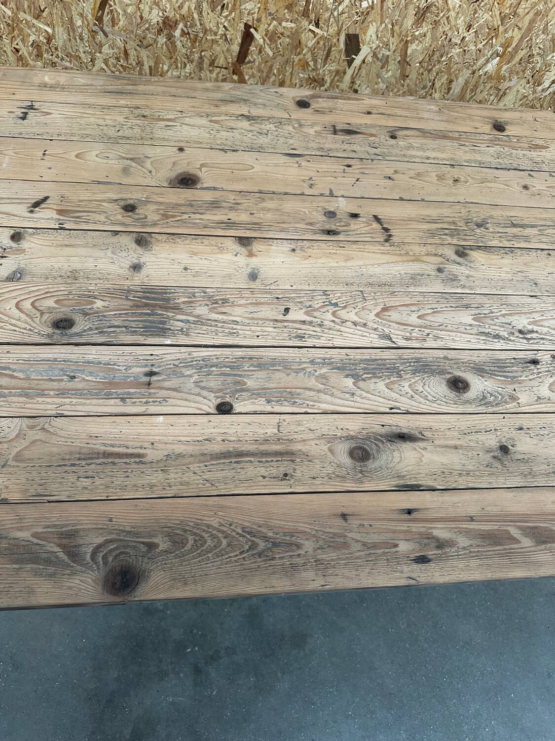 Large table for 10 people - 3m long - antique top / industrial legs