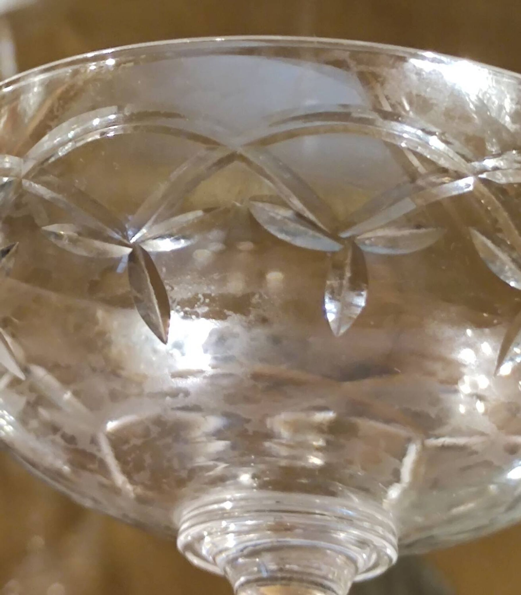 Series of 11 cut crystal champagne glasses