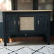 Buffet noir et cannage