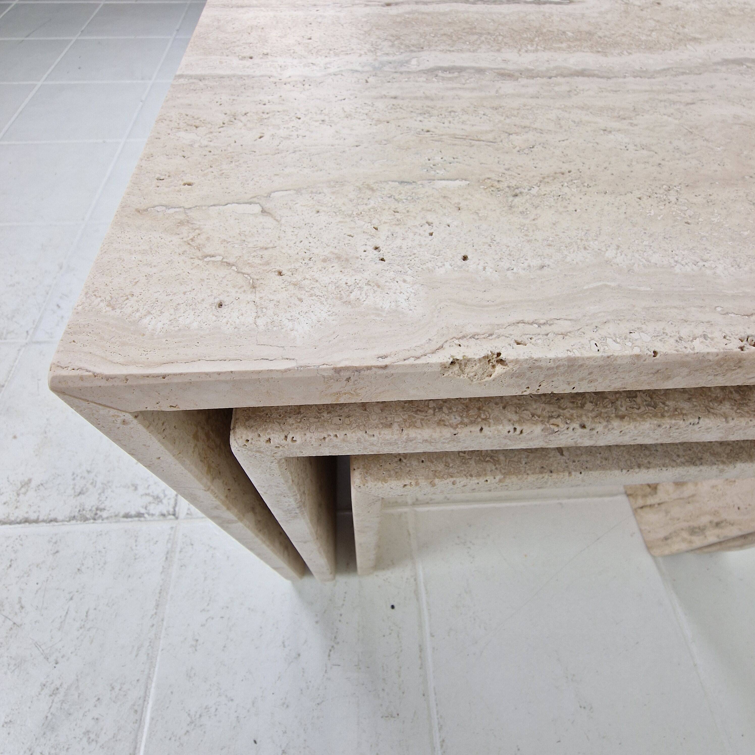 Italian 1980s Grooved Travertine Nesting Tables – Set of 3