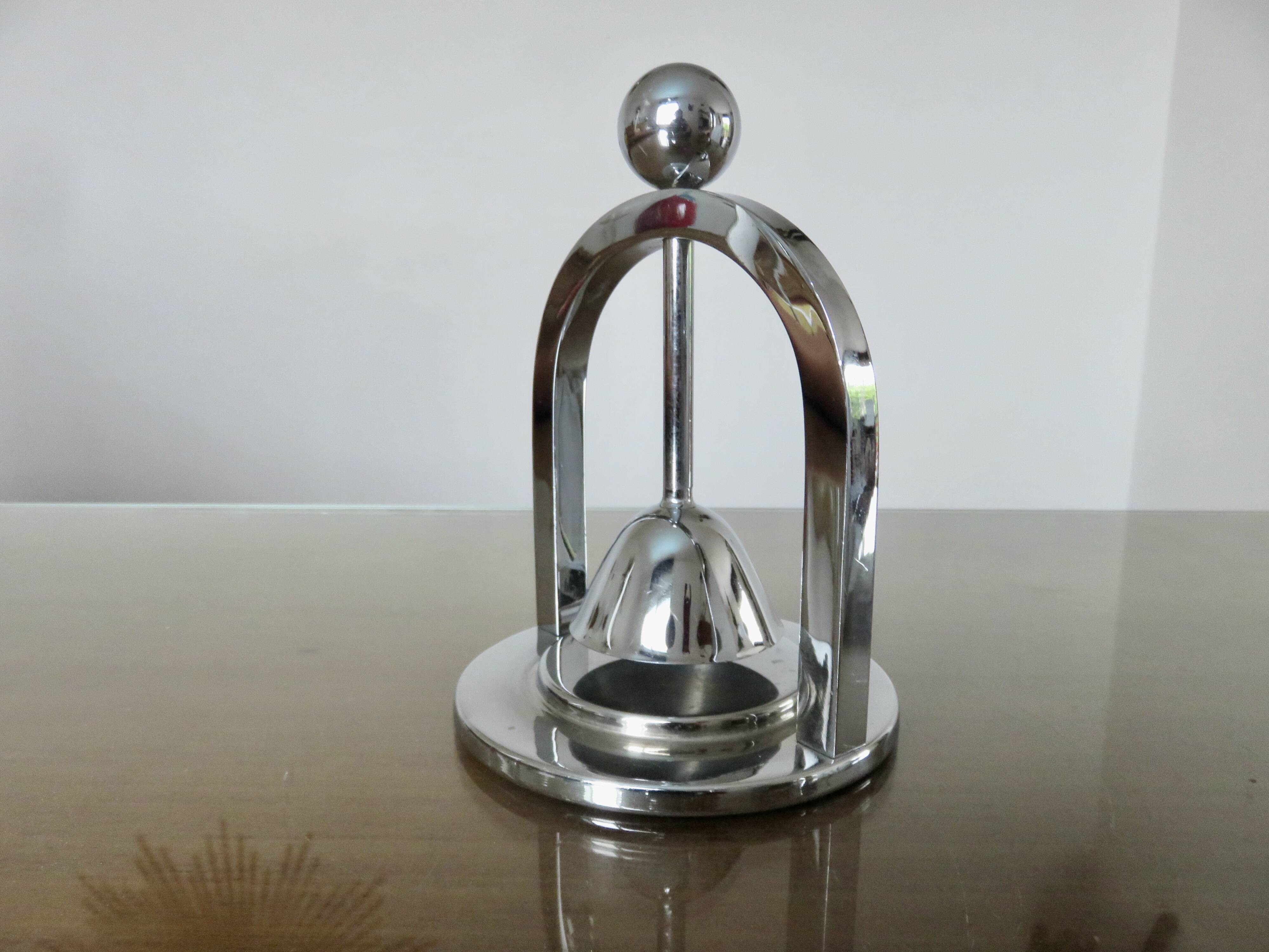 Art deco citrus press in chrome-plated brass 1930s 40s