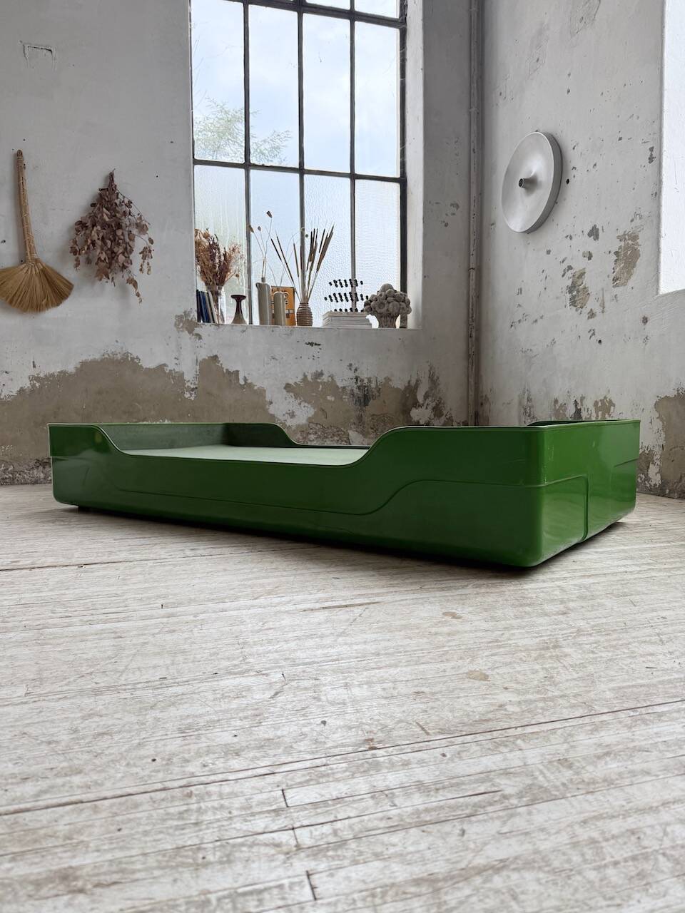 Ozoo single bed by Marc Berthier for Roche Bobois, 1967