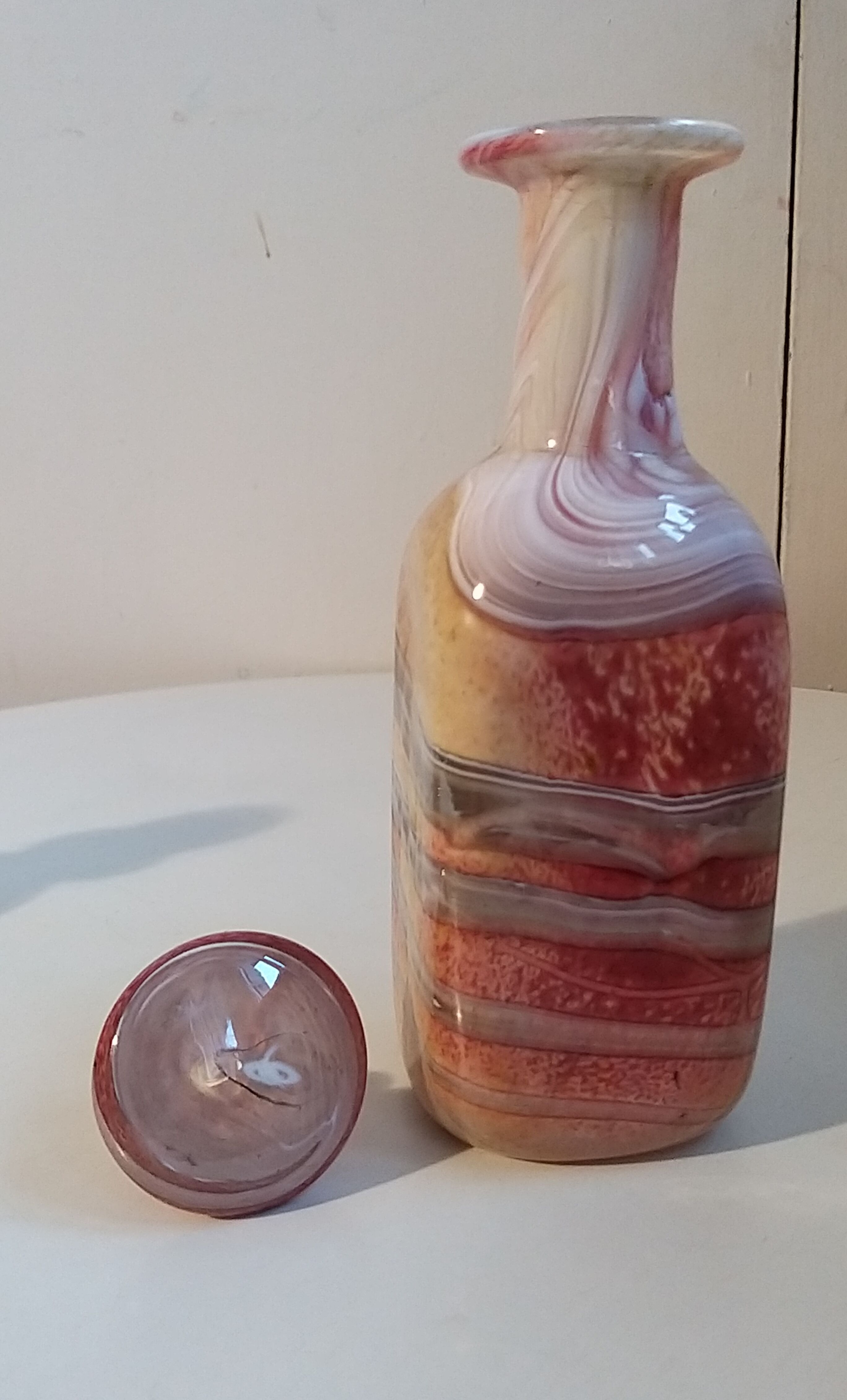 Murano's hand-blown glass carafe multilayered with its cap. 1960/1970.
