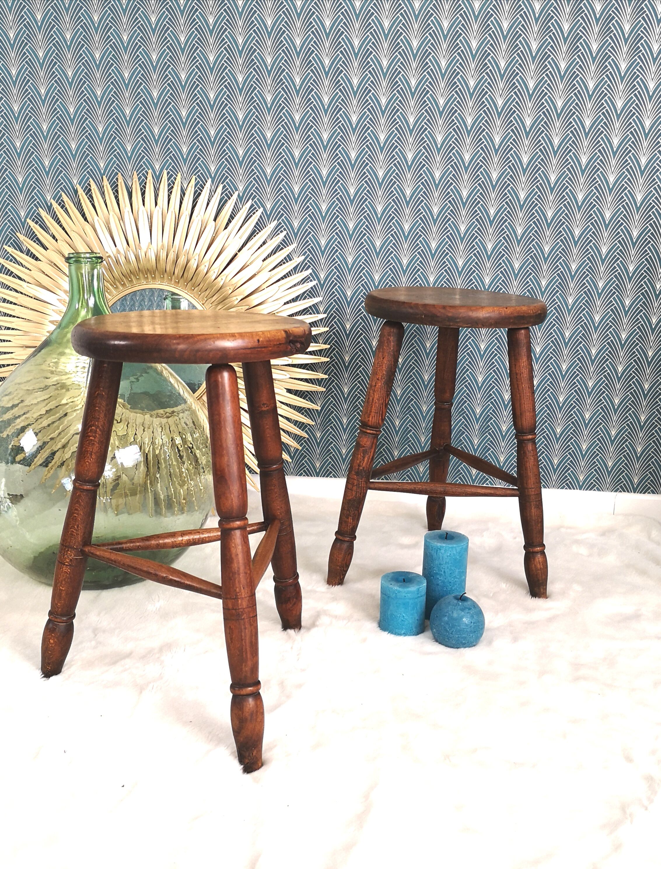 Pairs of tripod stools