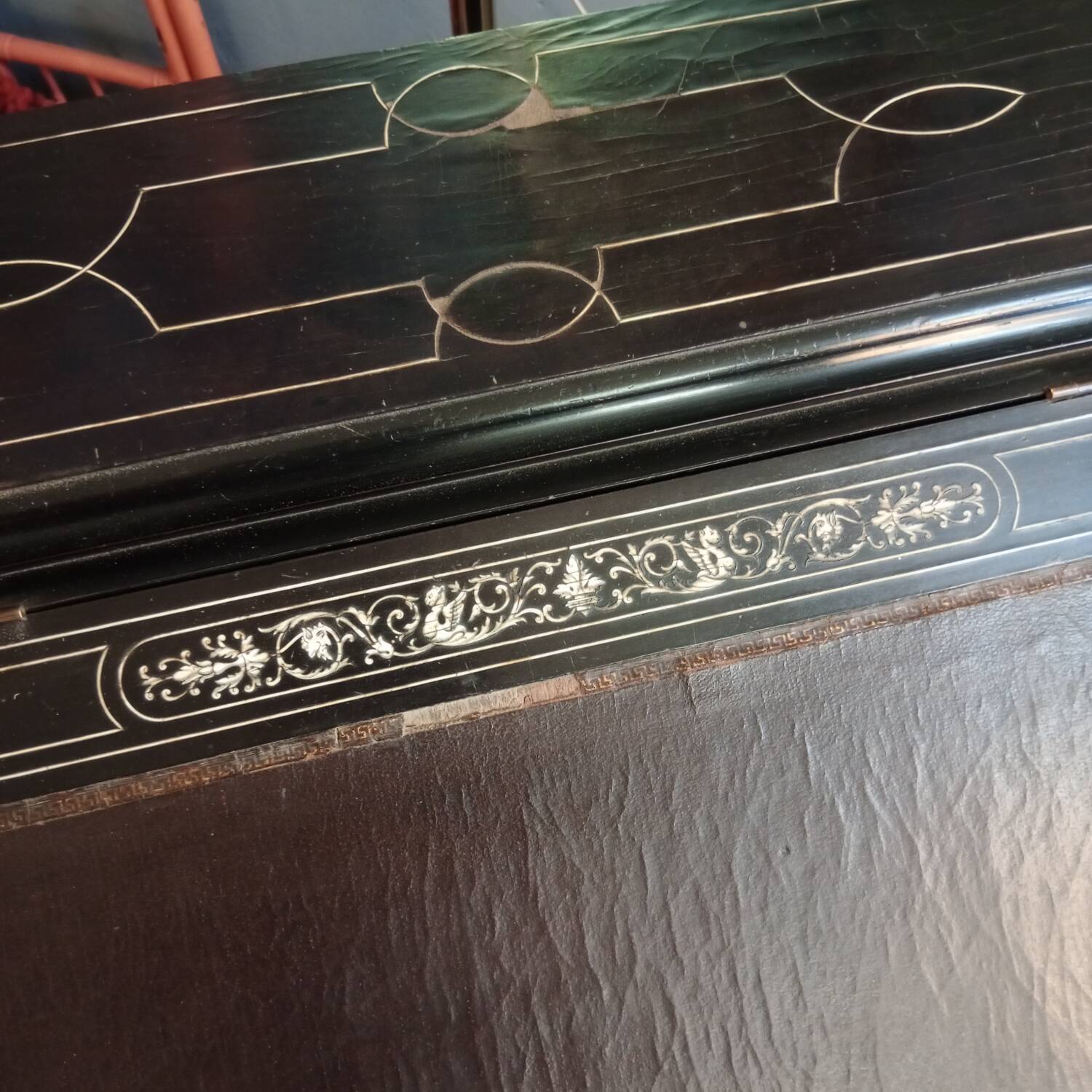 Desk, writing desk, Davenport