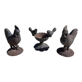 2 roosters and 2 cast iron birds