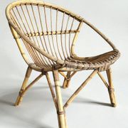 Salon, shell chairs in rattan from the 1960s.