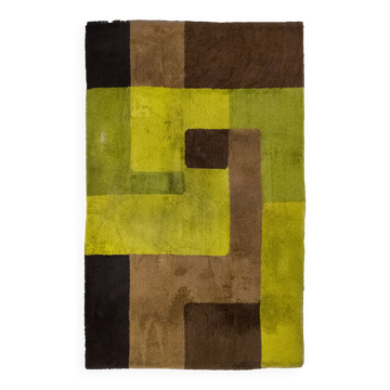 Tapis ' Cubes ' de l’ère des espaces verts