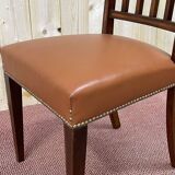 Suite of 12 English chairs nineteenth in mahogany and imitation leather