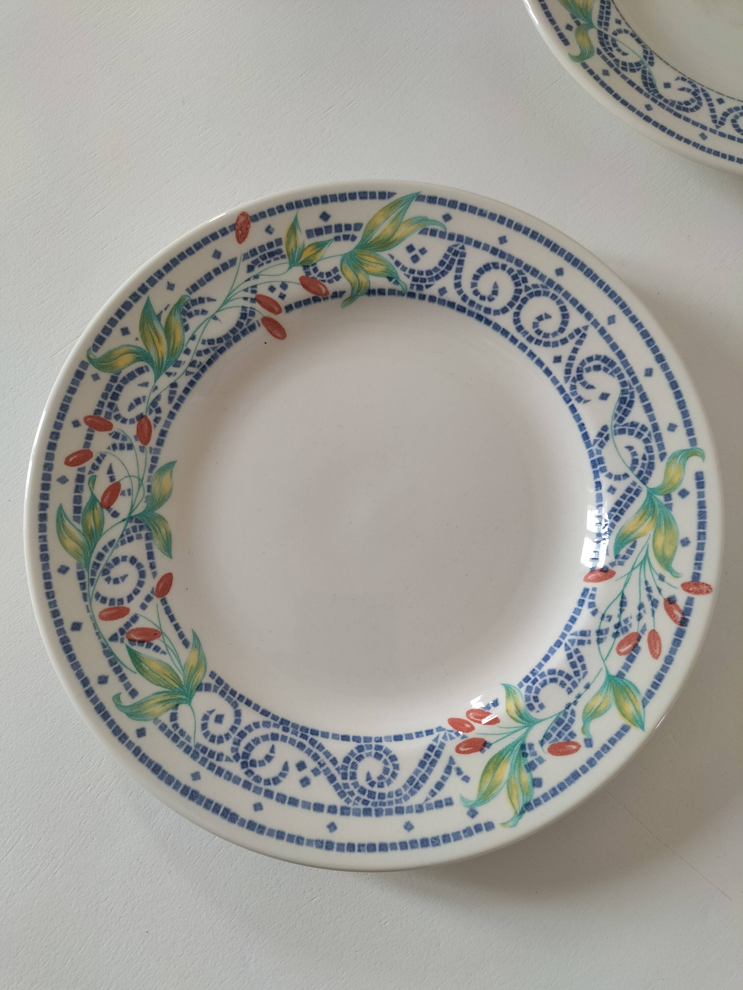 3 plates Churchill England mosaic and floral design