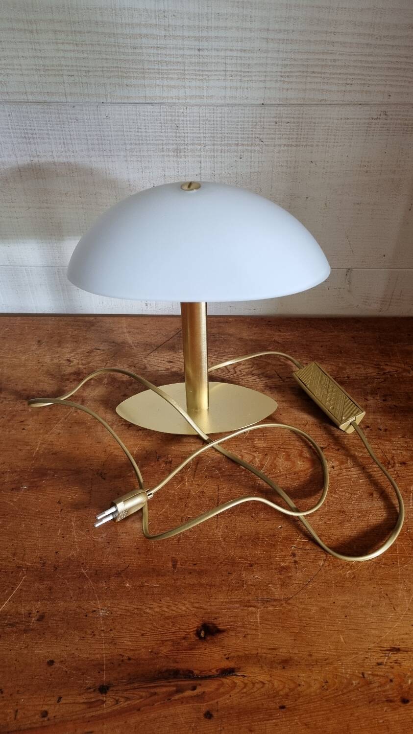 Vintage Italian table lamp, frosted glass