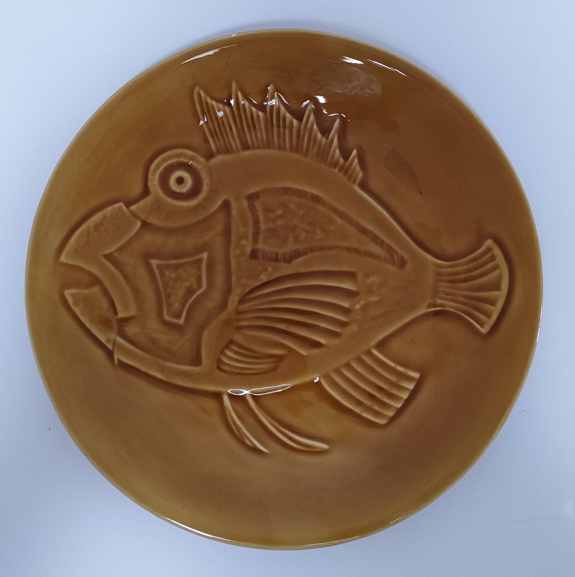 10 assiettes décor poisson par Robert Picault pour Longchamp