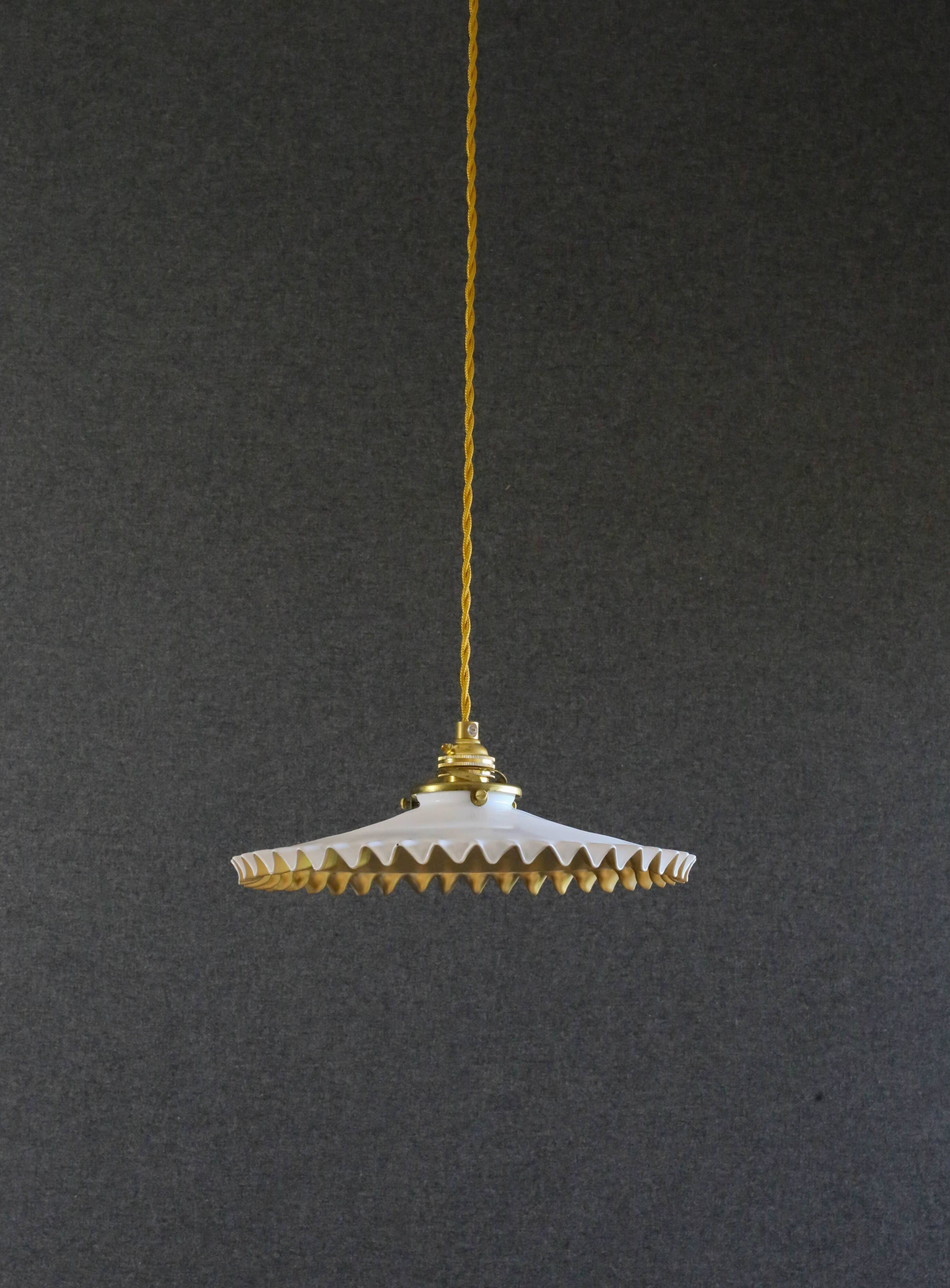 Pendant light in antique glass painted in white and gold - new socket and cable