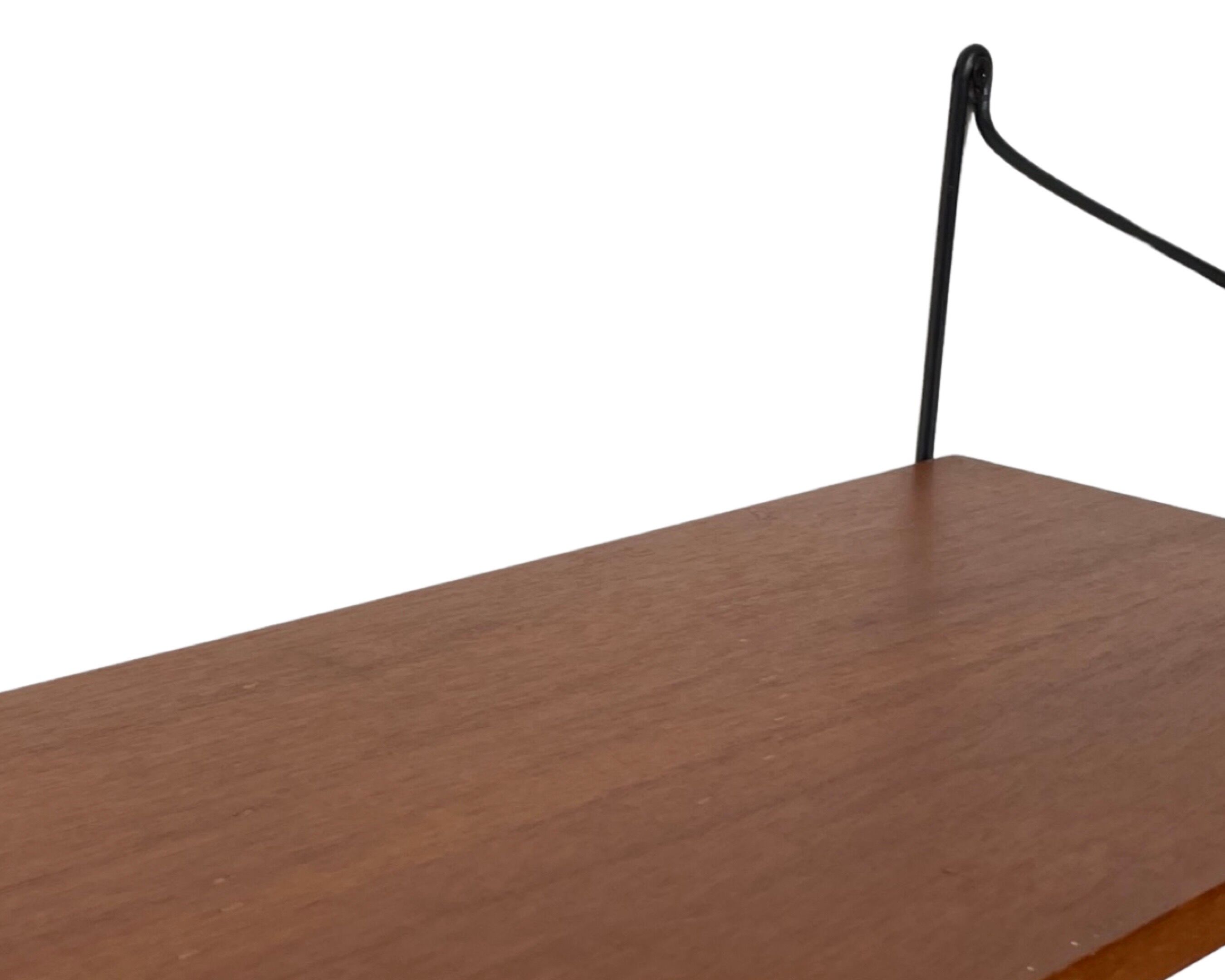 Étagère murale en bois de teck vintage