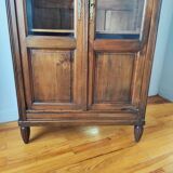 Parisian glass cabinet in solid walnut