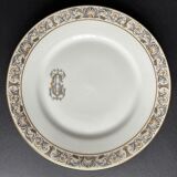 12 assiettes à dessert en porcelaine