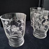 6 vintage table glasses in goblet shape with engraved decor