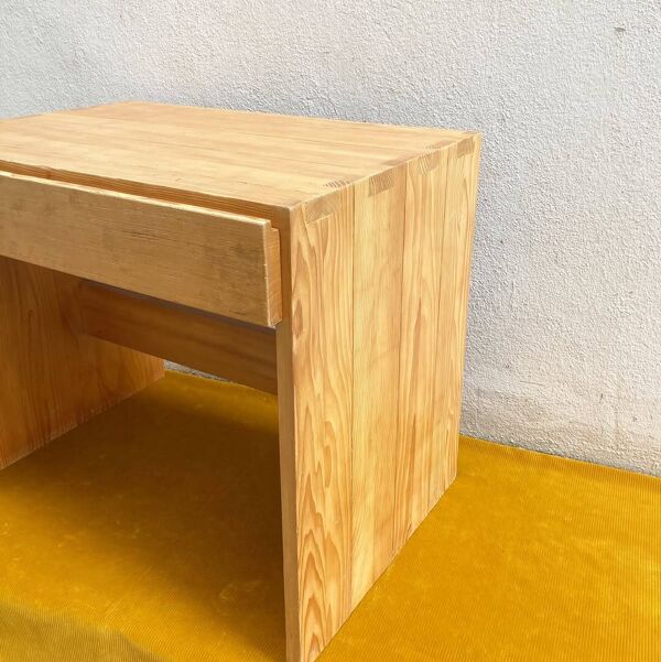 Bureau vintage en pin massif – Maison Regain, années 70