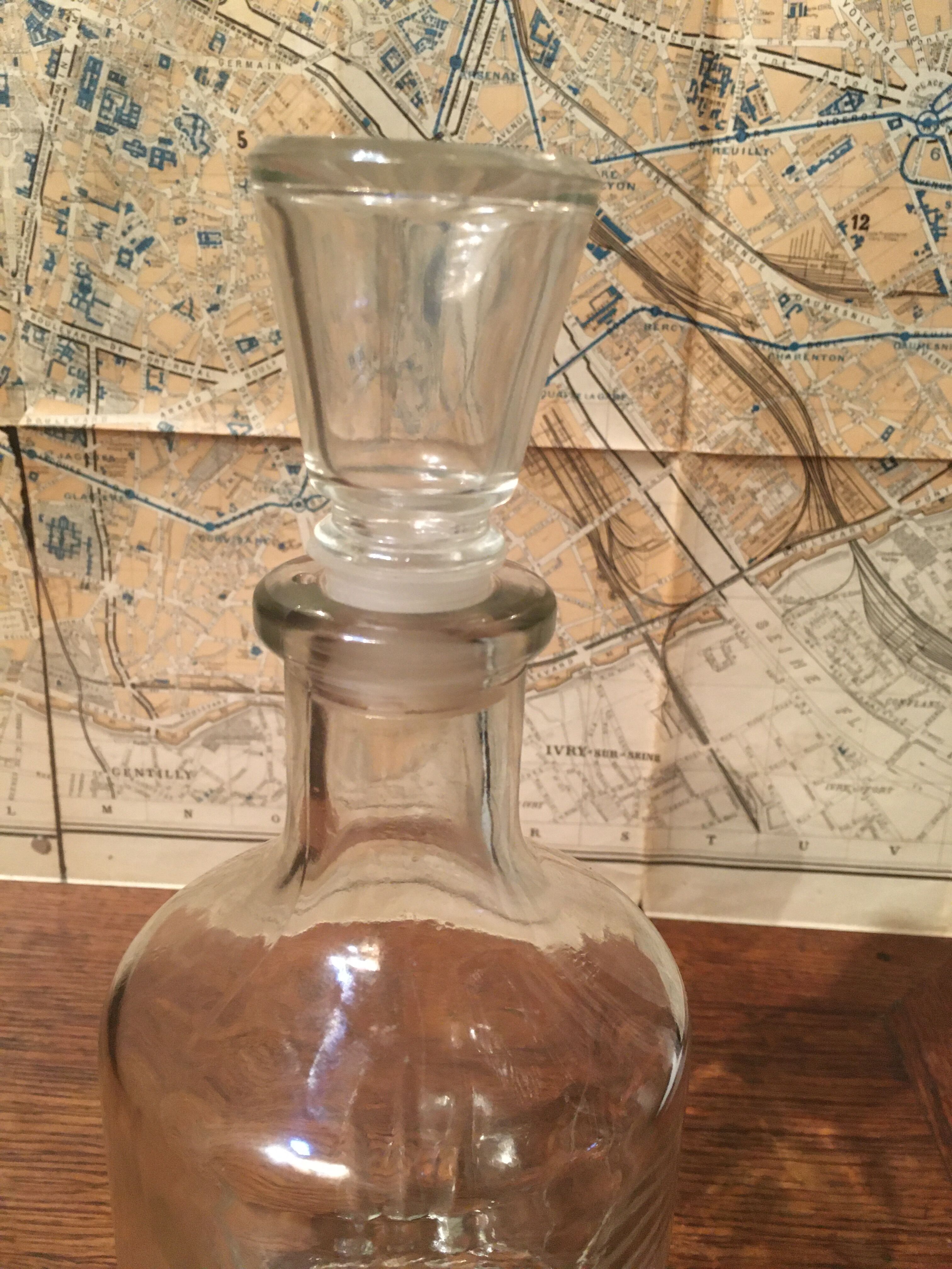 Carafe and liqueur cork