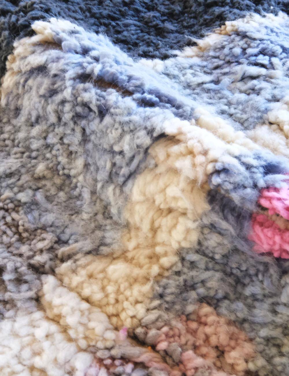 Moroccan Boujad Rug - 294 x 226 cm