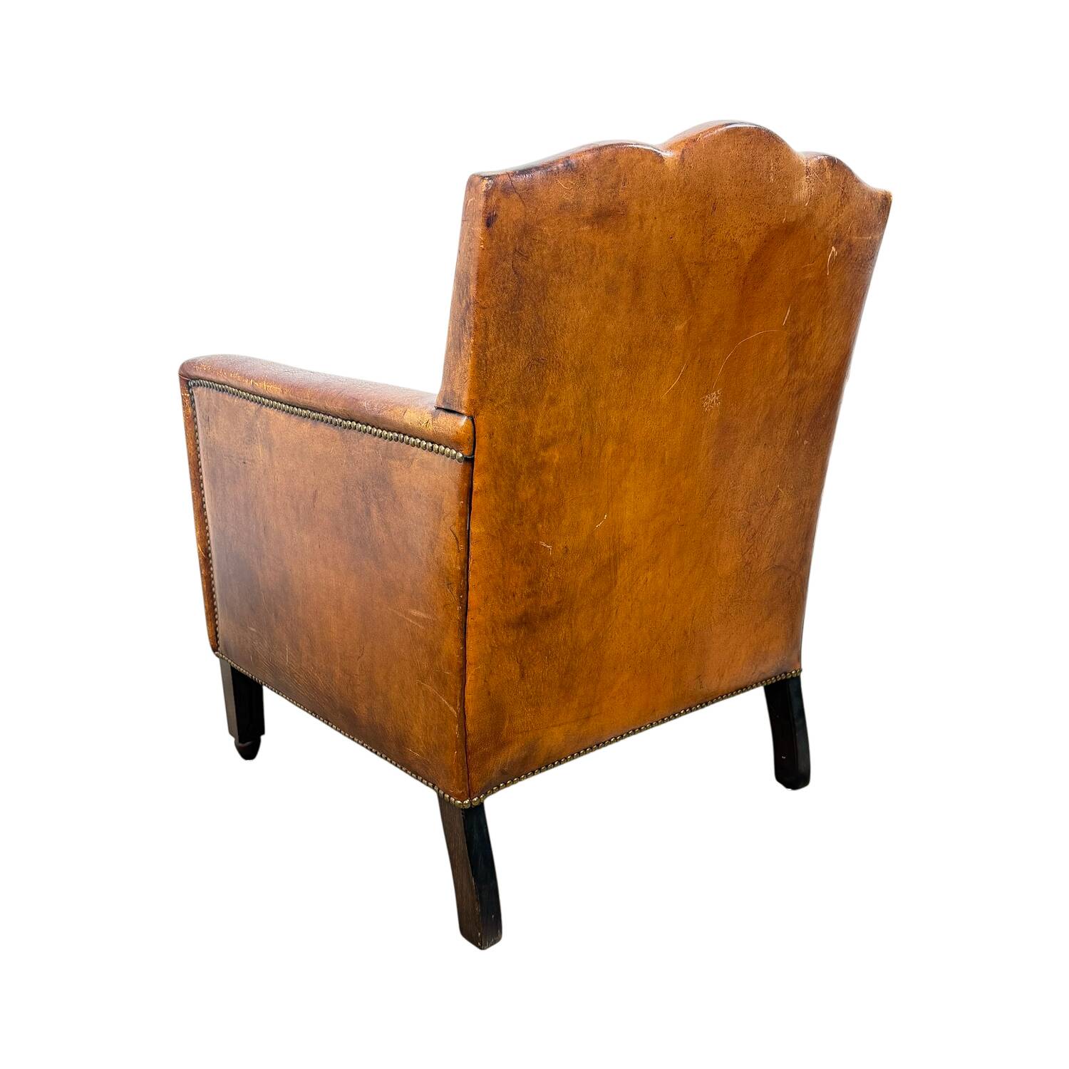 Fauteuil Moustache Français Antique – Fauteuil Club en Cuir Cognac – Début du 20ème siècle