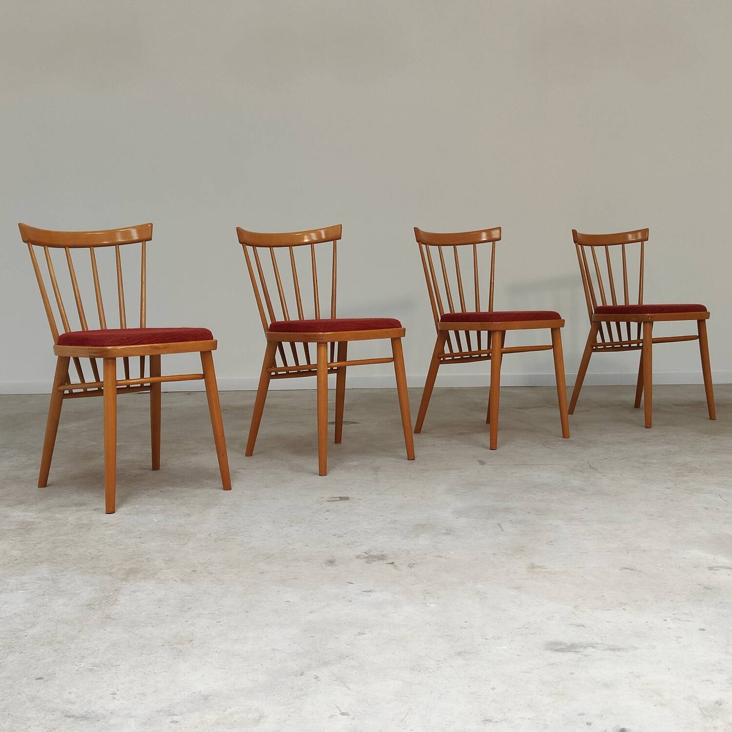 Set of 4 chairs by Antonin Suman for Tatra Nabytok Pravenec Year 60