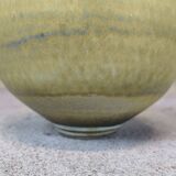 Round ceramic vase
