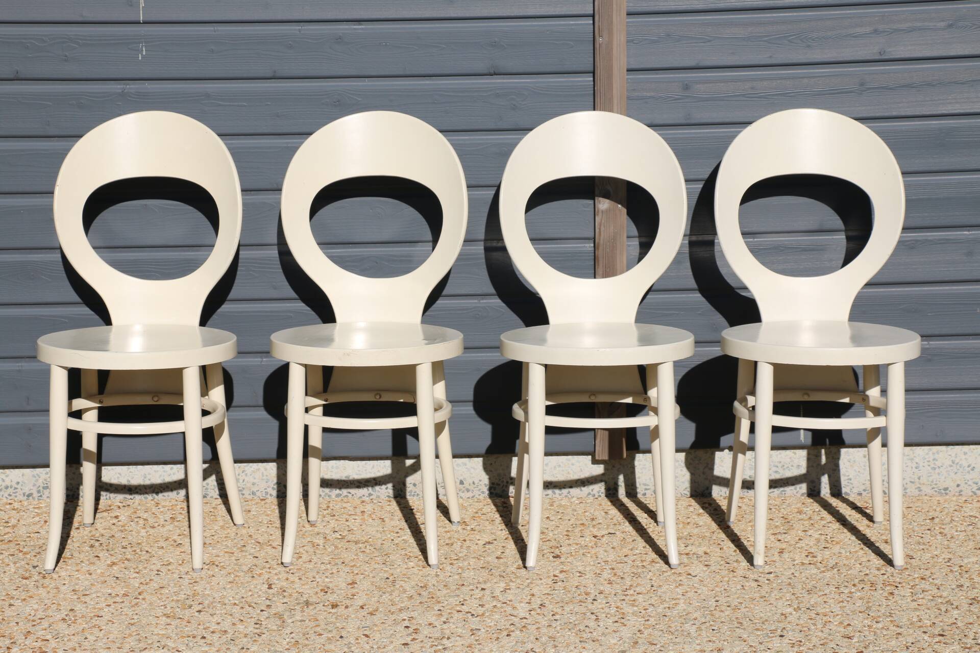4 BAUMANN white seagull chairs