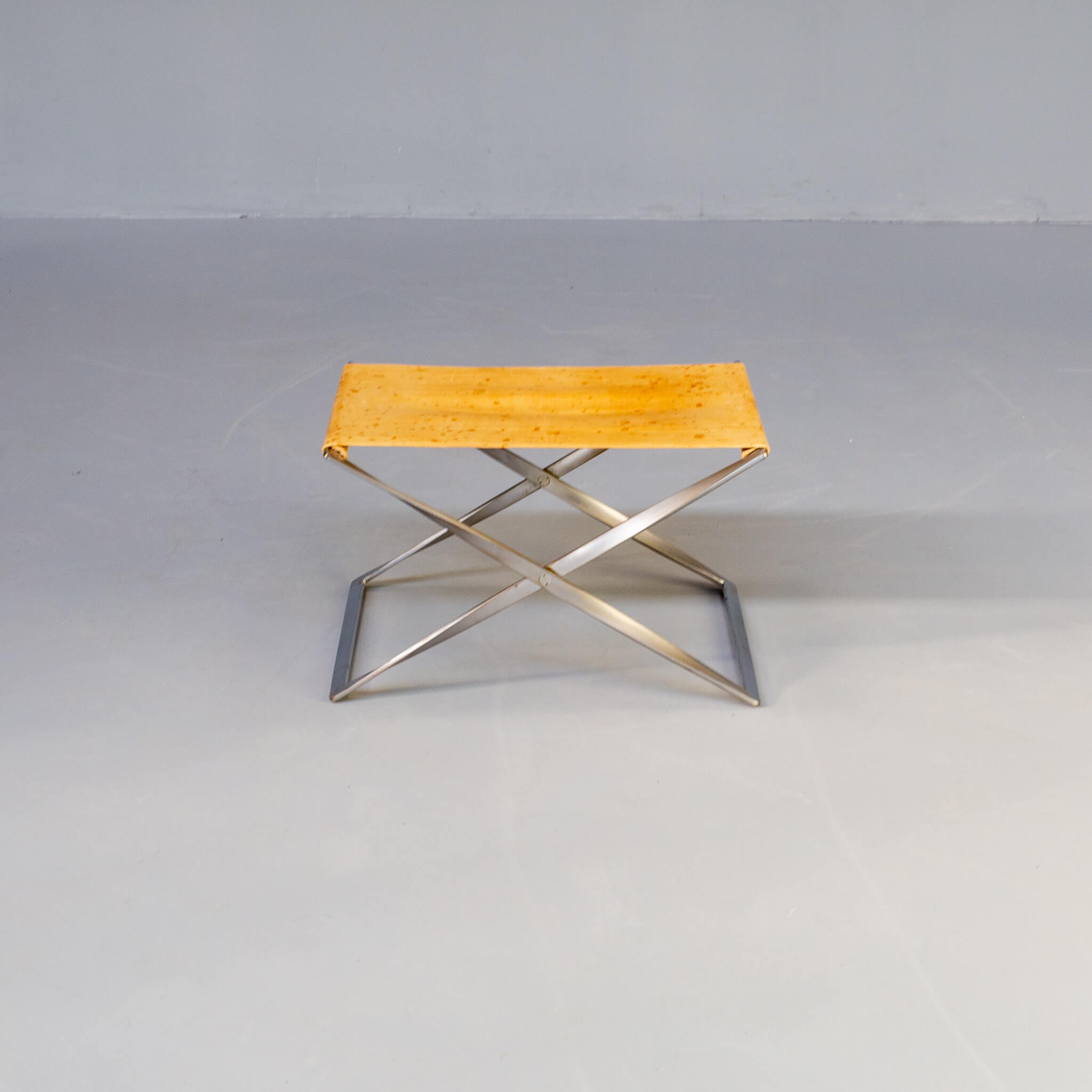 Tabouret pliant Poul Kjaerholm PK91 pour Fritz Hansen