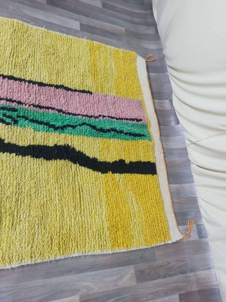 Handmade pure wool rug, size 2/3 m.