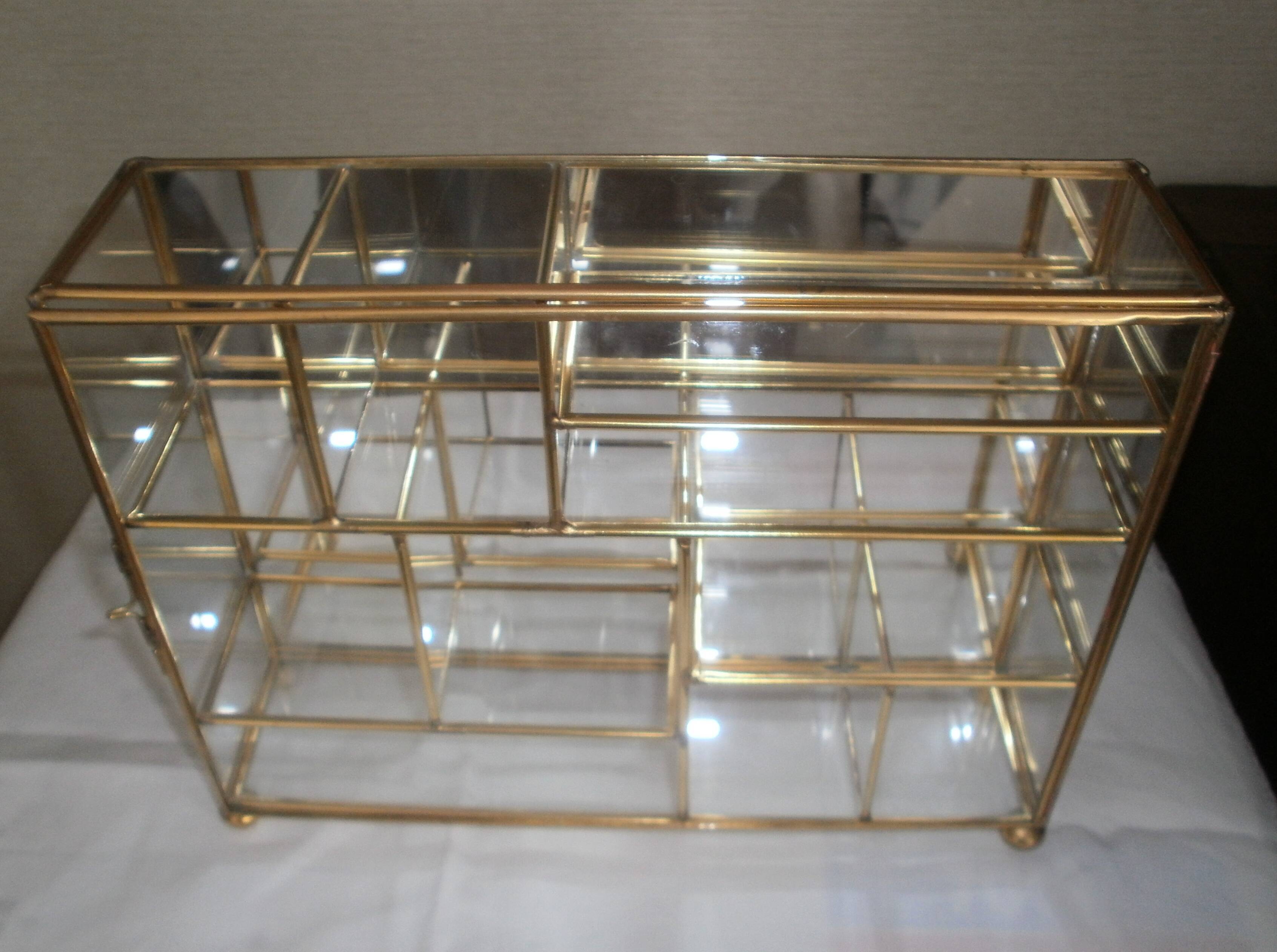 Vitrine pour miniatures