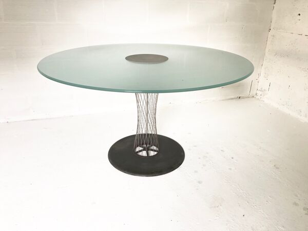 Table ronde en verre d’ Andreas Störiko - B&B italia