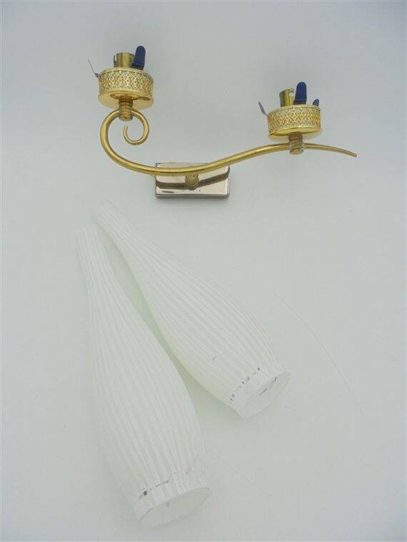 Pair of wall sconces