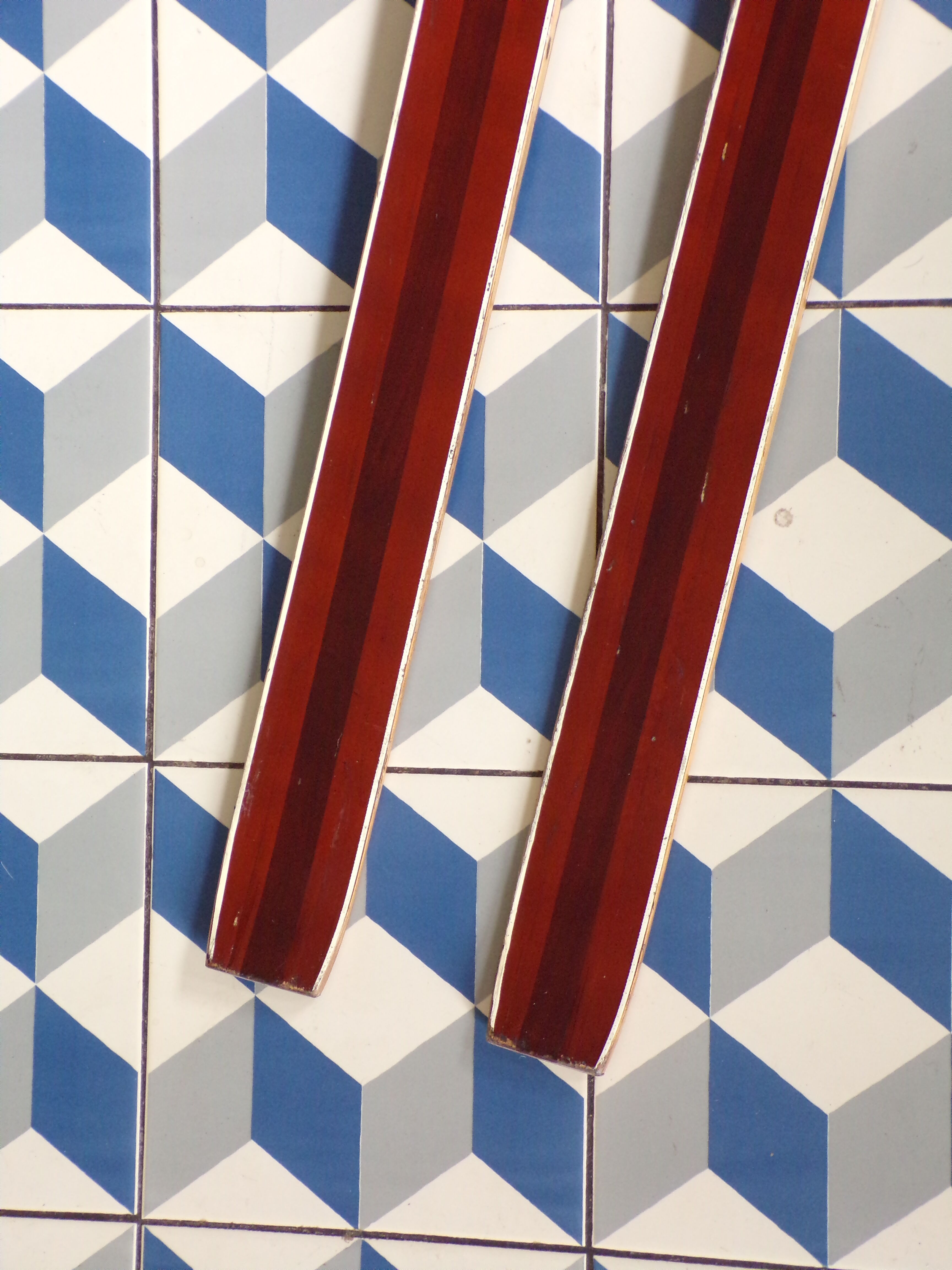 Vintage wooden skis 205 cm