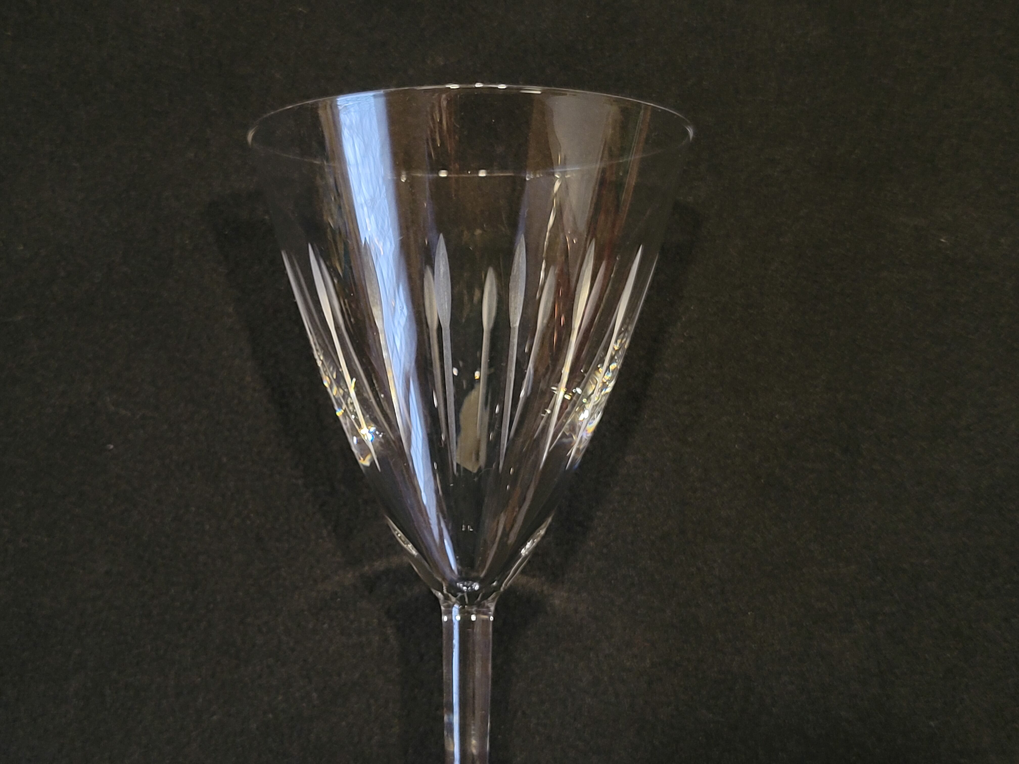 6 wine / port glasses in Baccarat cut crystal? 1930s