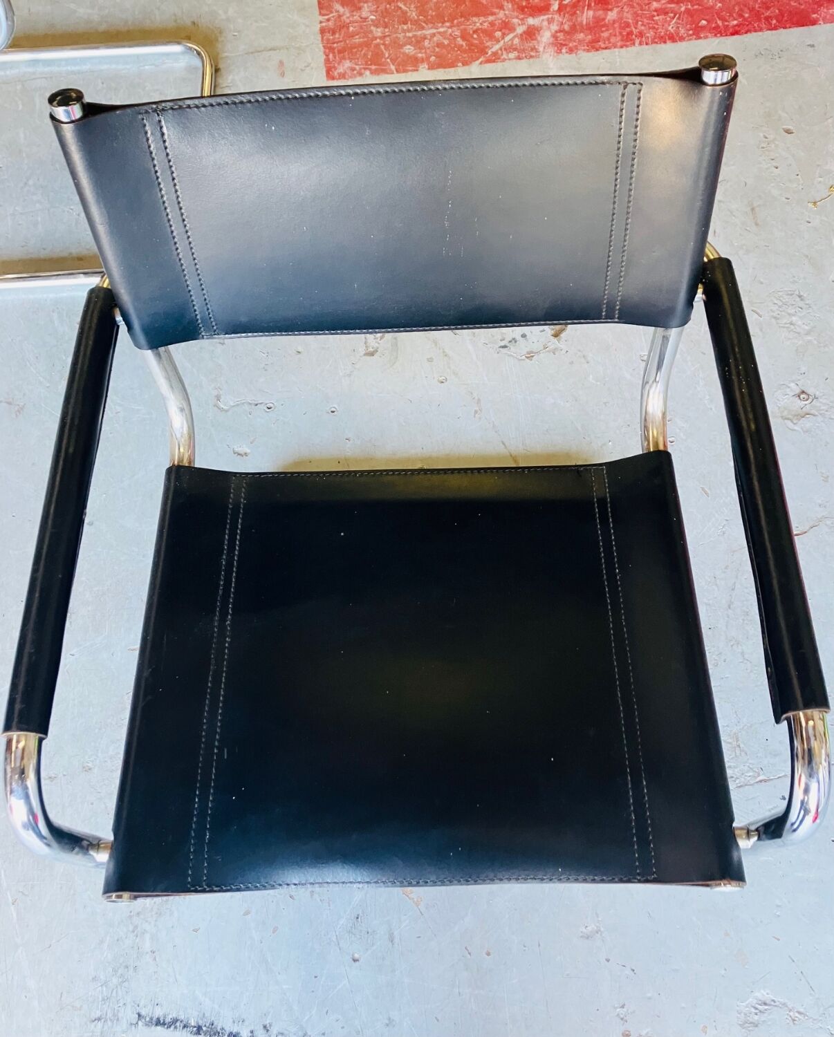 Bauhaus leather Cantilever produced by Fasem, Italy