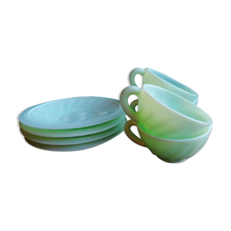 4 tasses et soucoupes en opaline vert menthe modèle tourbillon, vintage années 60