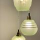 Suspension triple globes vintage art déco en verre vert et doré