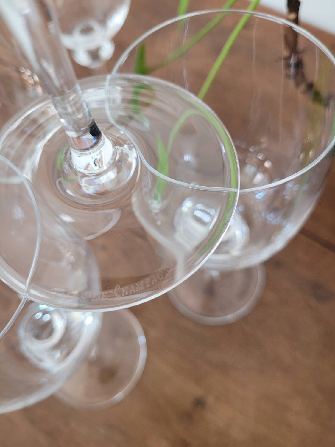 Set of 5 Royales de Champagne wine glasses